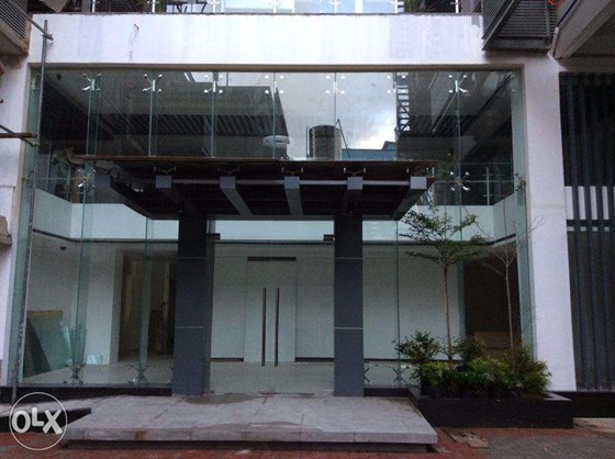 Cheap Office Rental: Sunny Joe